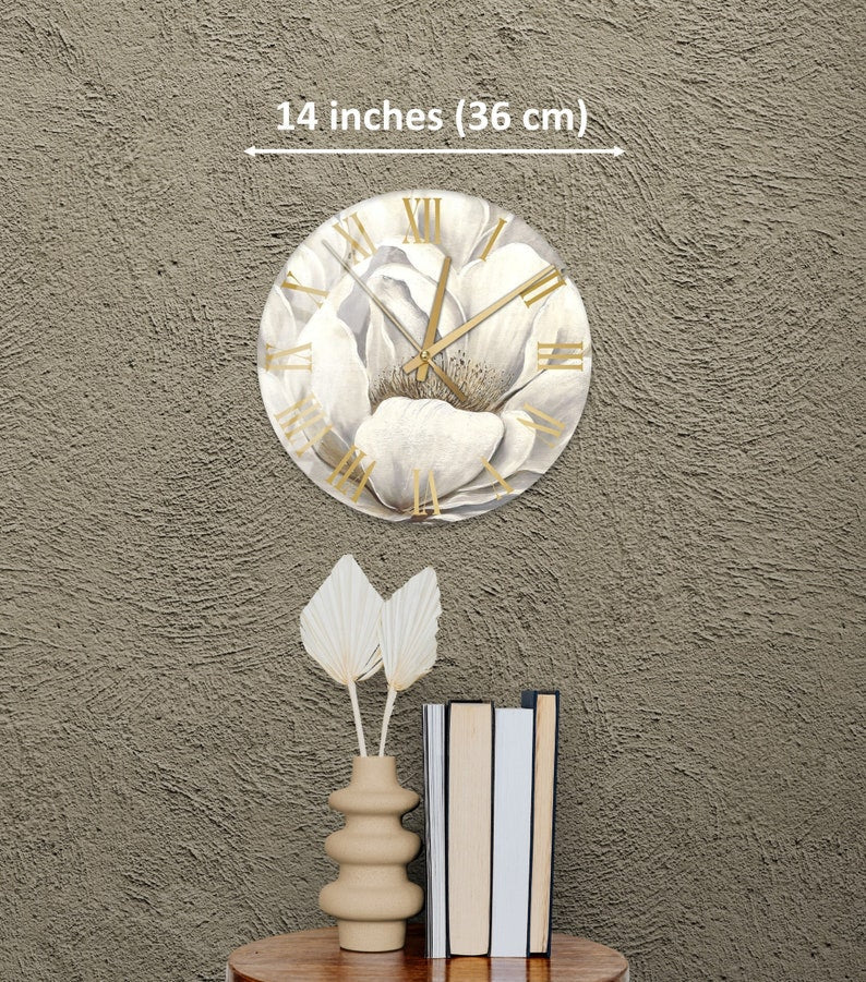 Fleurs blanches sur verre trempé avec horloge murale pivoine élégante