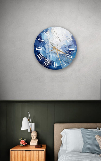 Design artistique bleu sur verre trempé avec horloge murale abstraite