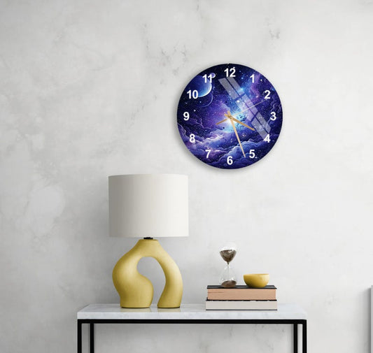 Galaxie violette dorée sur verre trempé avec horloge murale spatiale
