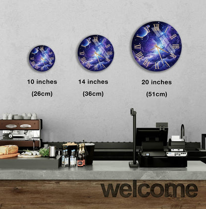 Galaxie violette dorée sur verre trempé avec horloge murale spatiale